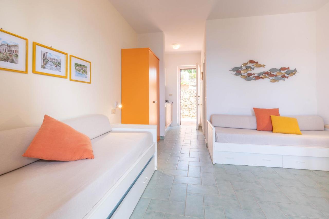 Apartments La Turistica カポリーヴェリ エクステリア 写真