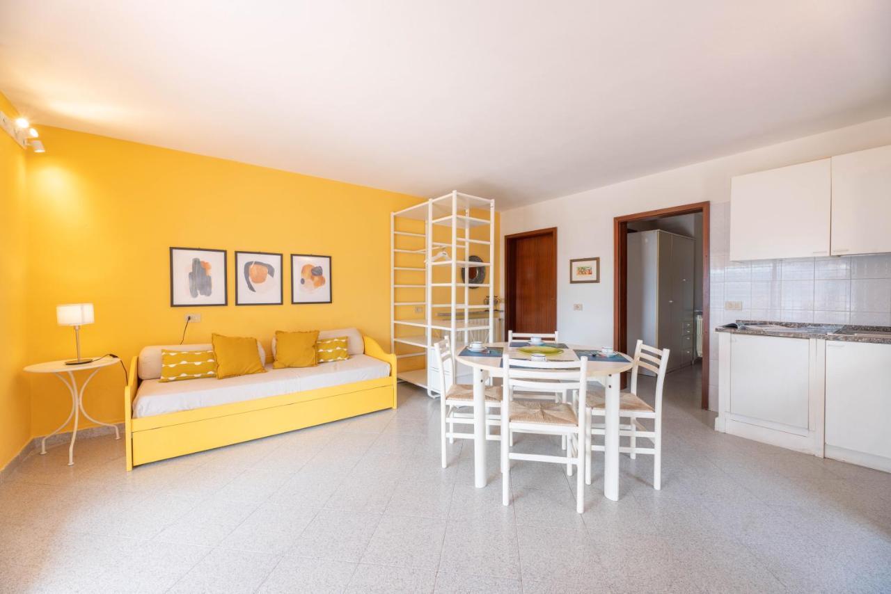Apartments La Turistica カポリーヴェリ エクステリア 写真